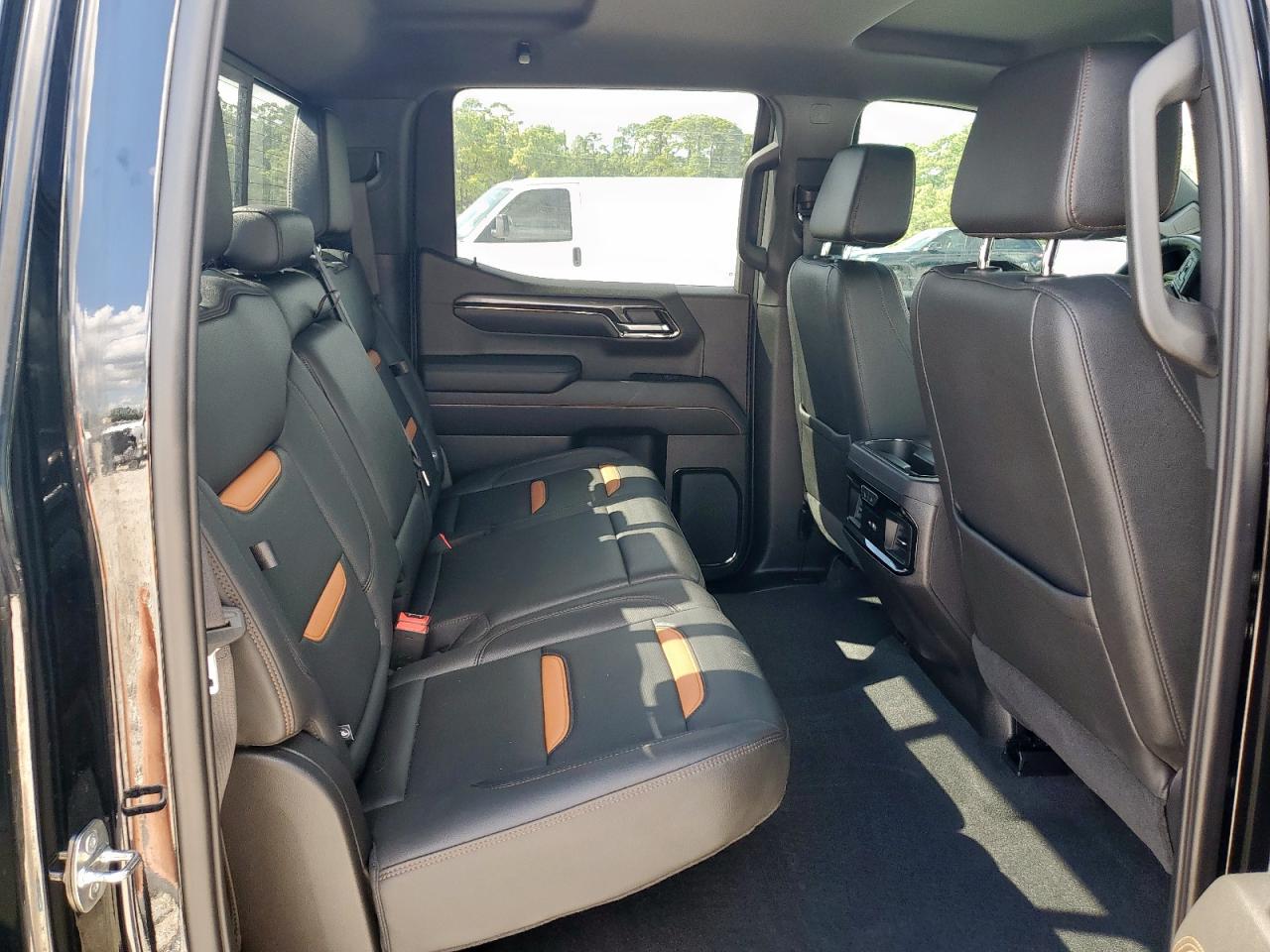 2024 GMC Sierra K1500 At4 VIN: 3GTUUEE85RG125408 Lot: 92111545