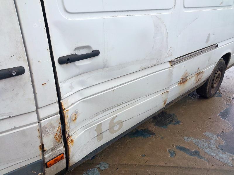 2000 MERCEDES BENZ SPRINTER 3