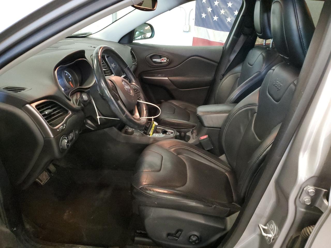 2020 Jeep Cherokee Limited VIN: 1C4PJMDN1LD549020 Lot: 92301595