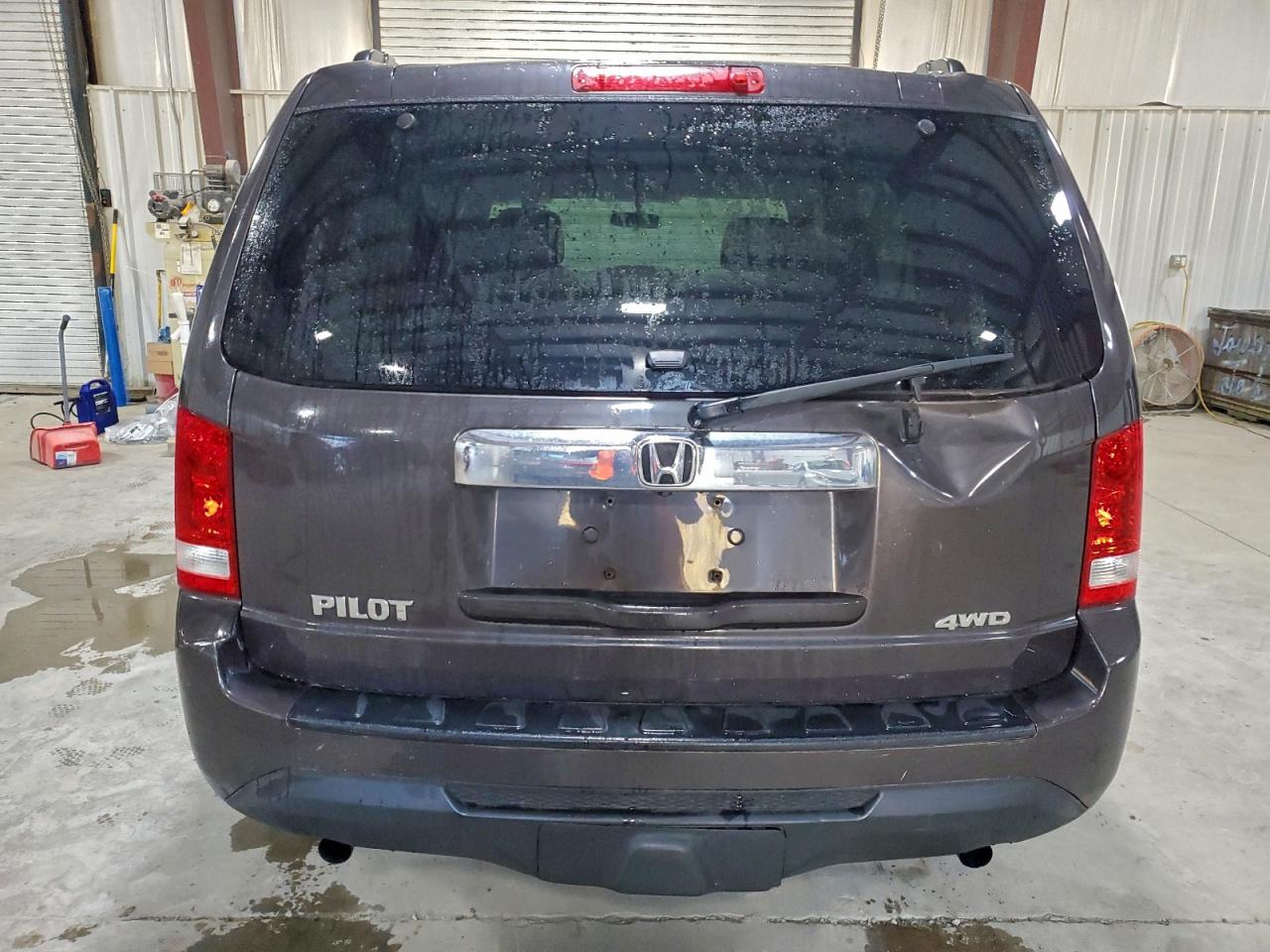 2014 Honda Pilot Lx VIN: 5FNYF4H28EB053889 Lot: 93965285