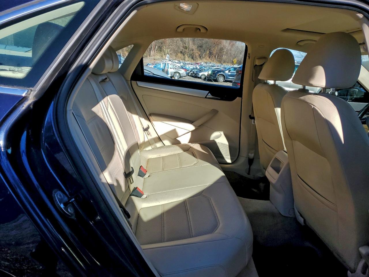 2012 Volkswagen Passat Se VIN: 1VWBP7A33CC039915 Lot: 93724305