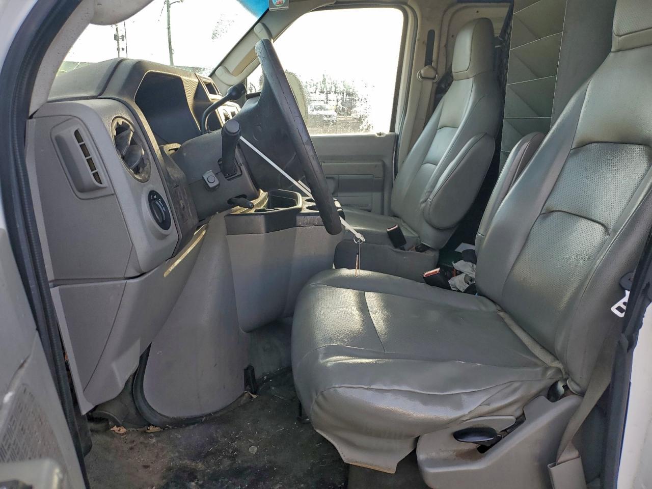 2013 Ford Econoline E150 Van VIN: 1FTNE1EW2DDA15091 Lot: 94054855