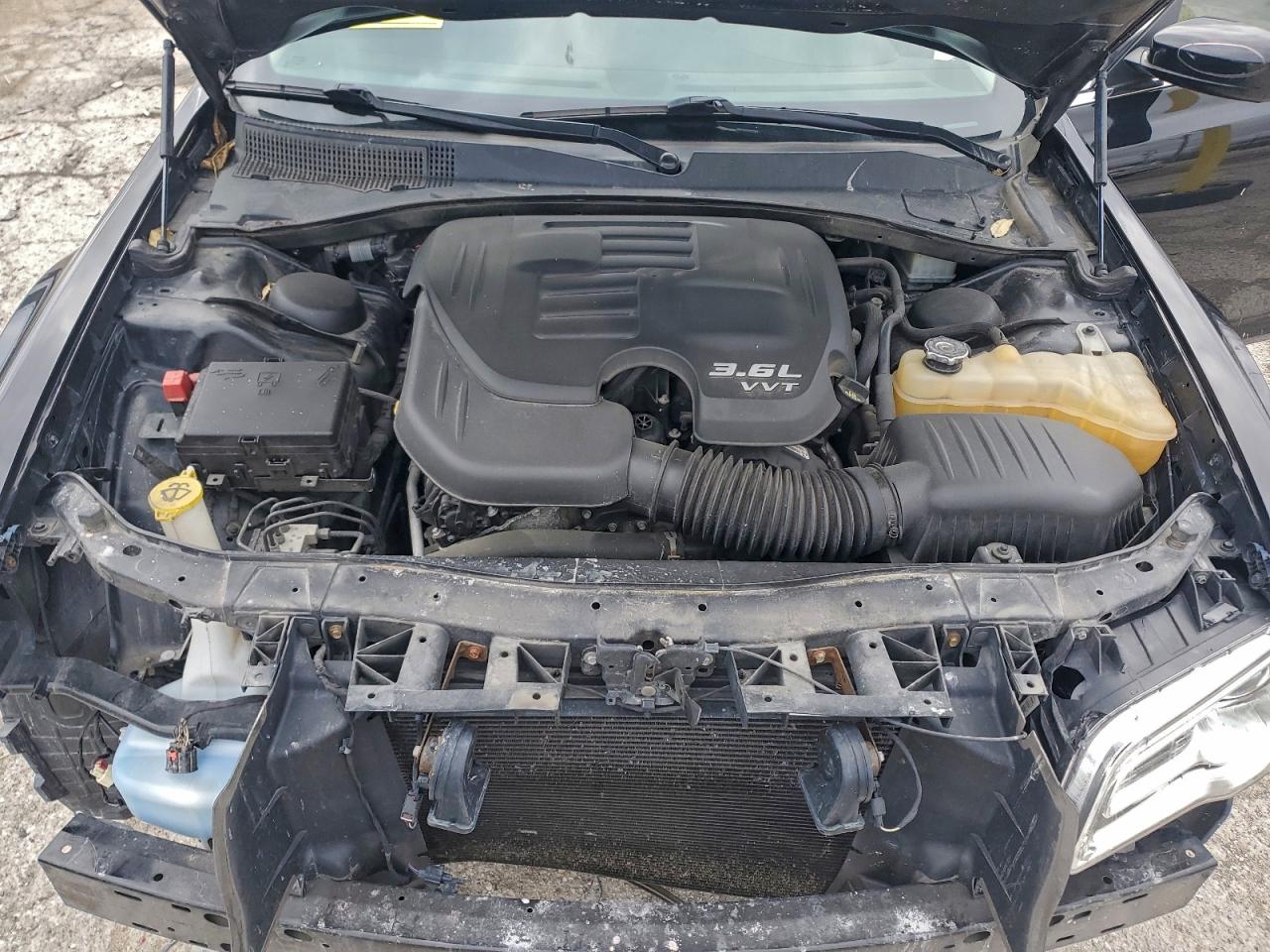 2019 Chrysler 300 Touring VIN: 2C3CCARG1KH556685 Lot: 93941905