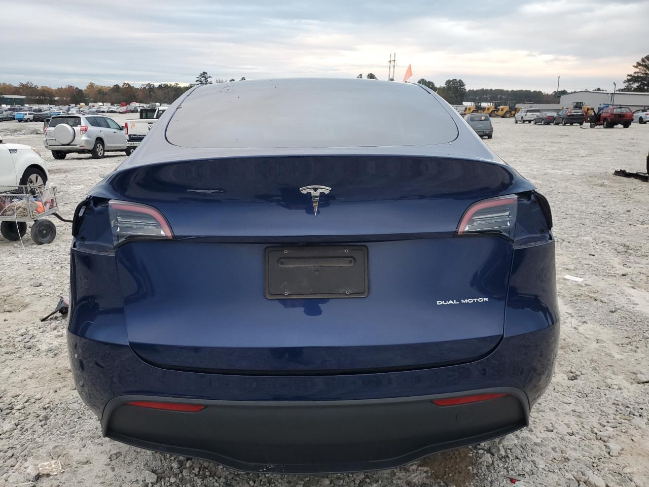 2023 Tesla Model Y VIN: 7SAYGDEE5PA157934 Lot: 91707275