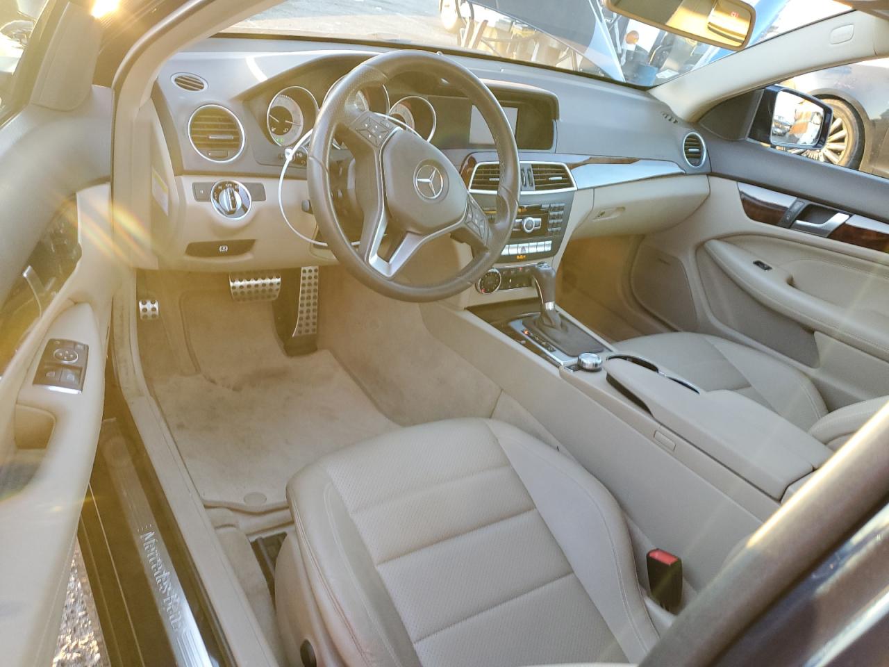 2014 Mercedes-Benz C 250 VIN: WDDGJ4HB9EG201330 Lot: 91829935