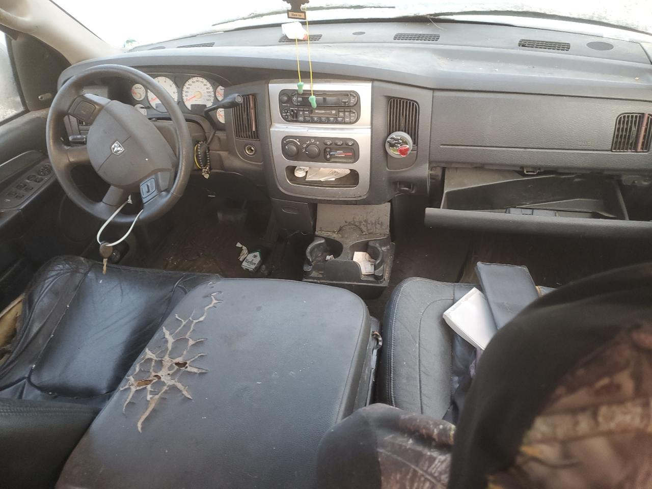 2004 Dodge Ram 1500 St VIN: 1D7HA18D54S571951 Lot: 92355435