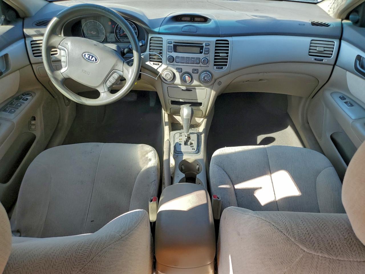 2008 Kia Optima Lx VIN: KNAGE124685241952 Lot: 91990395