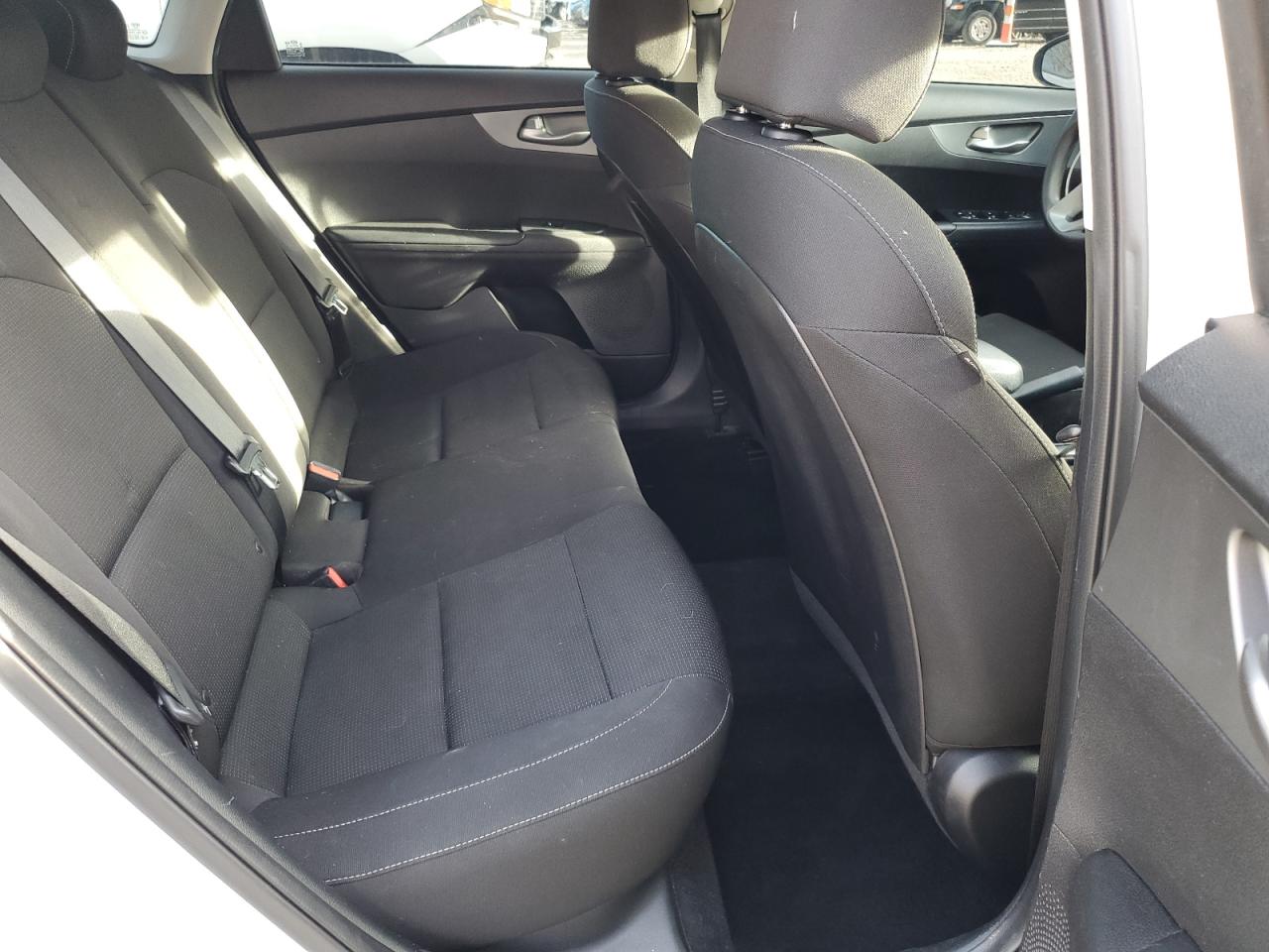 2021 Kia Forte Fe VIN: 3KPF24AD8ME292135 Lot: 92012495