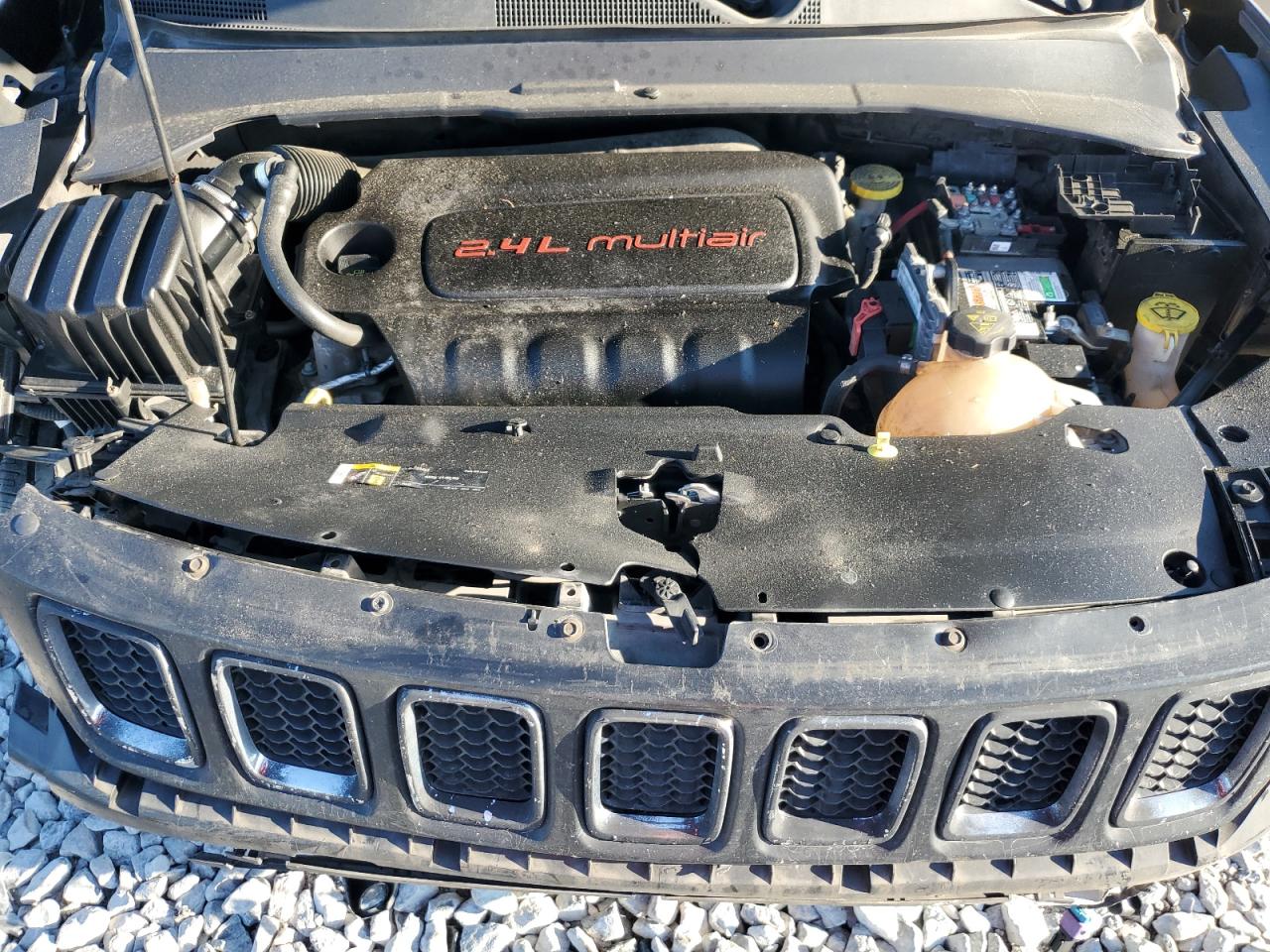 2018 Jeep Compass Latitude VIN: 3C4NJDBB2JT332034 Lot: 91127845