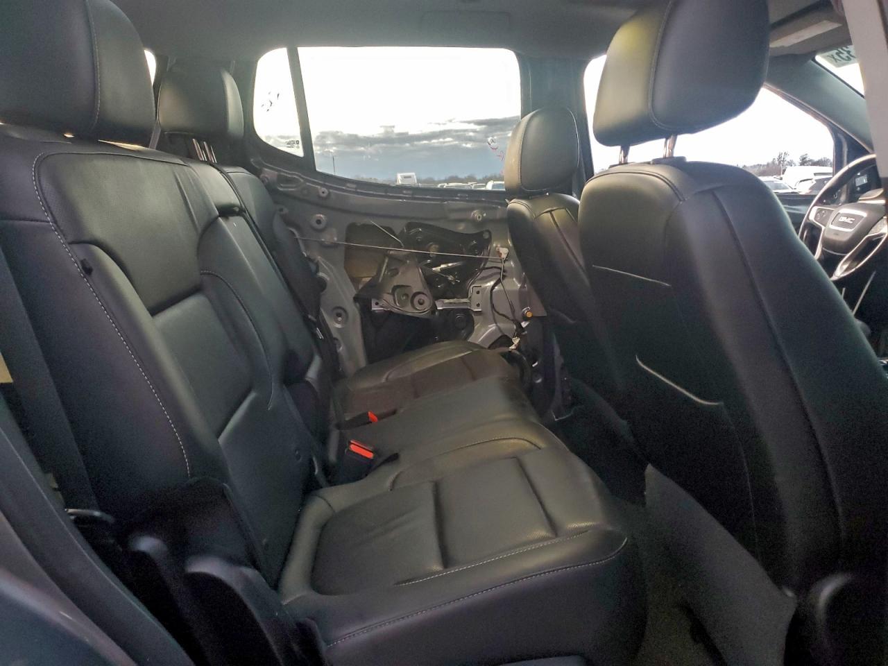 2020 GMC Acadia Slt VIN: 1GKKNML43LZ240499 Lot: 93728535