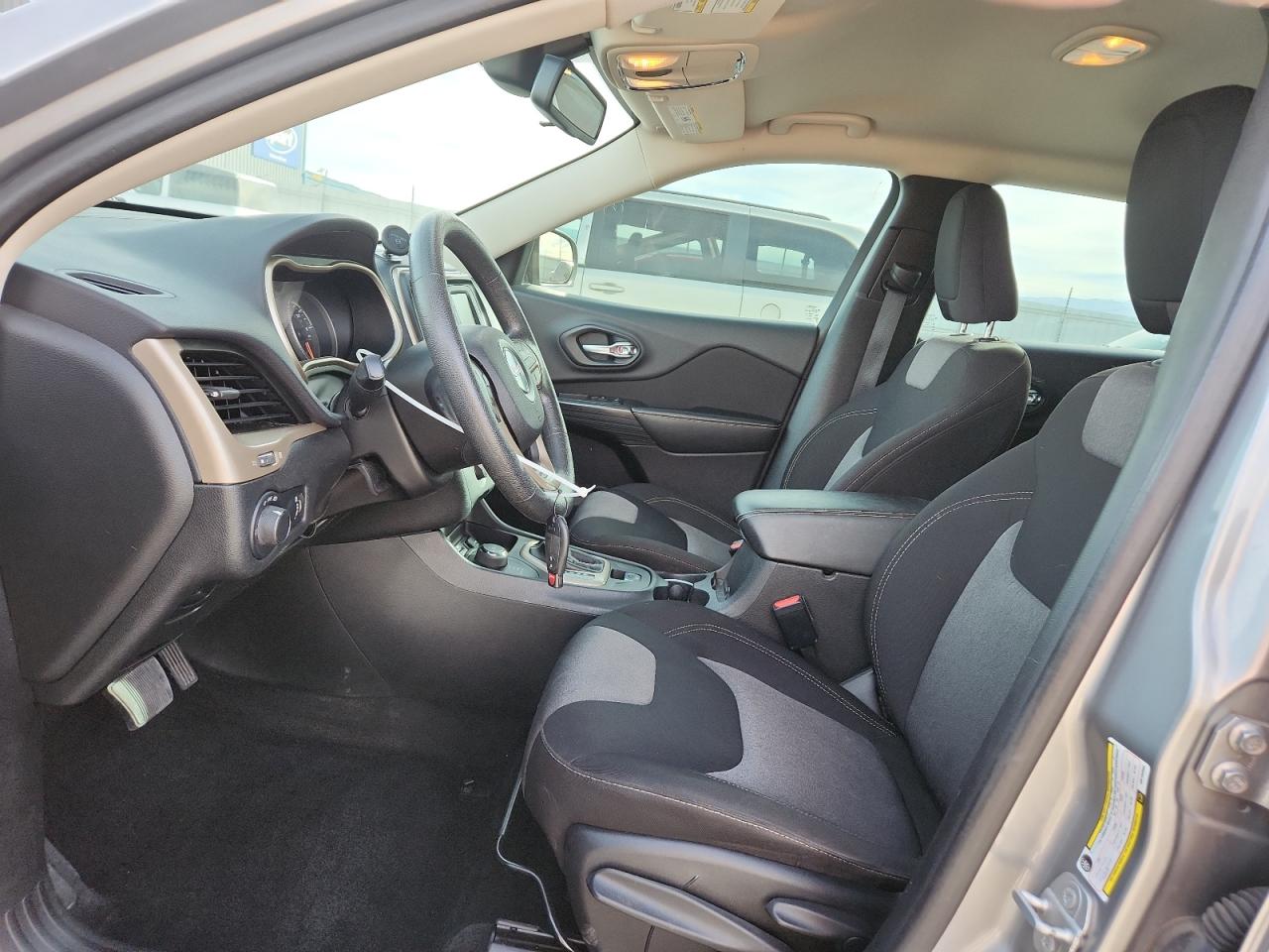 2016 Jeep Cherokee Sport VIN: 1C4PJMAB0GW134050 Lot: 91676385