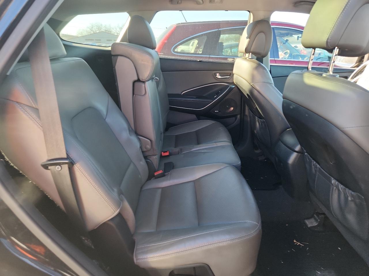 2018 Hyundai Santa Fe Se Ultimate VIN: KM8SRDHF0JU261696 Lot: 93294095