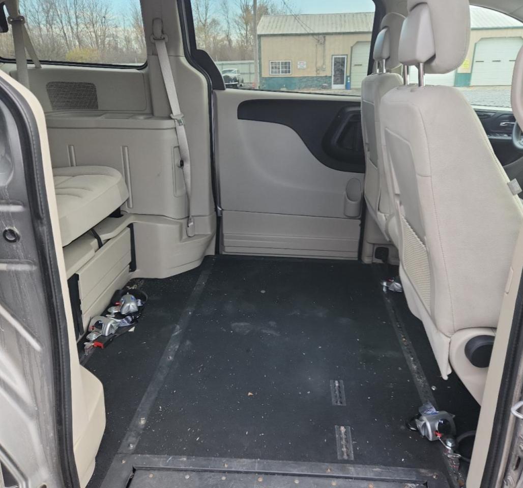 2016 Dodge Grand Caravan Sxt VIN: 2C4RDGCG7GR217607 Lot: 92293185