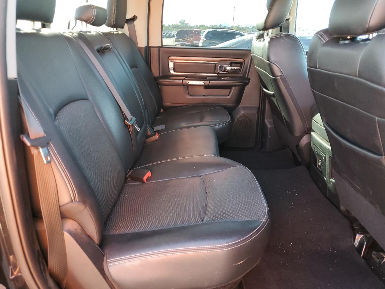 2015 Ram 1500 Laramie VIN: 1C6RR7NT7FS760133 Lot: 92708525