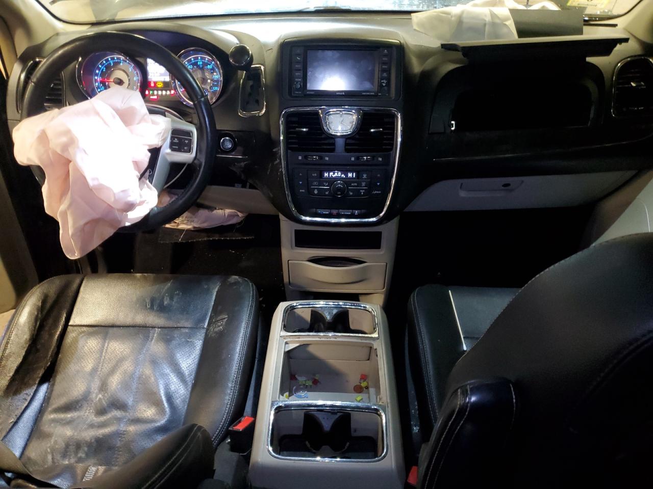 2016 Chrysler Town & Country Touring L VIN: 2C4RC1CG1GR189786 Lot: 92614795