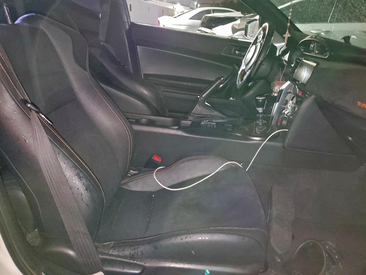 2017 Toyota 86 Base VIN: 707227 Lot: 94207295