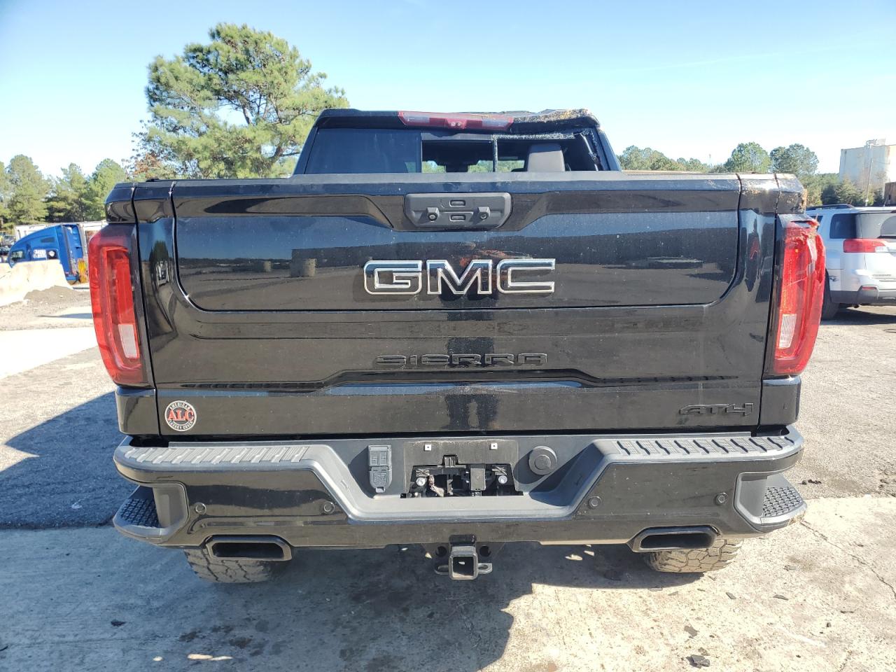 2022 GMC Sierra K1500 At4 VIN: 1GTPUEELXNZ527145 Lot: 91755385