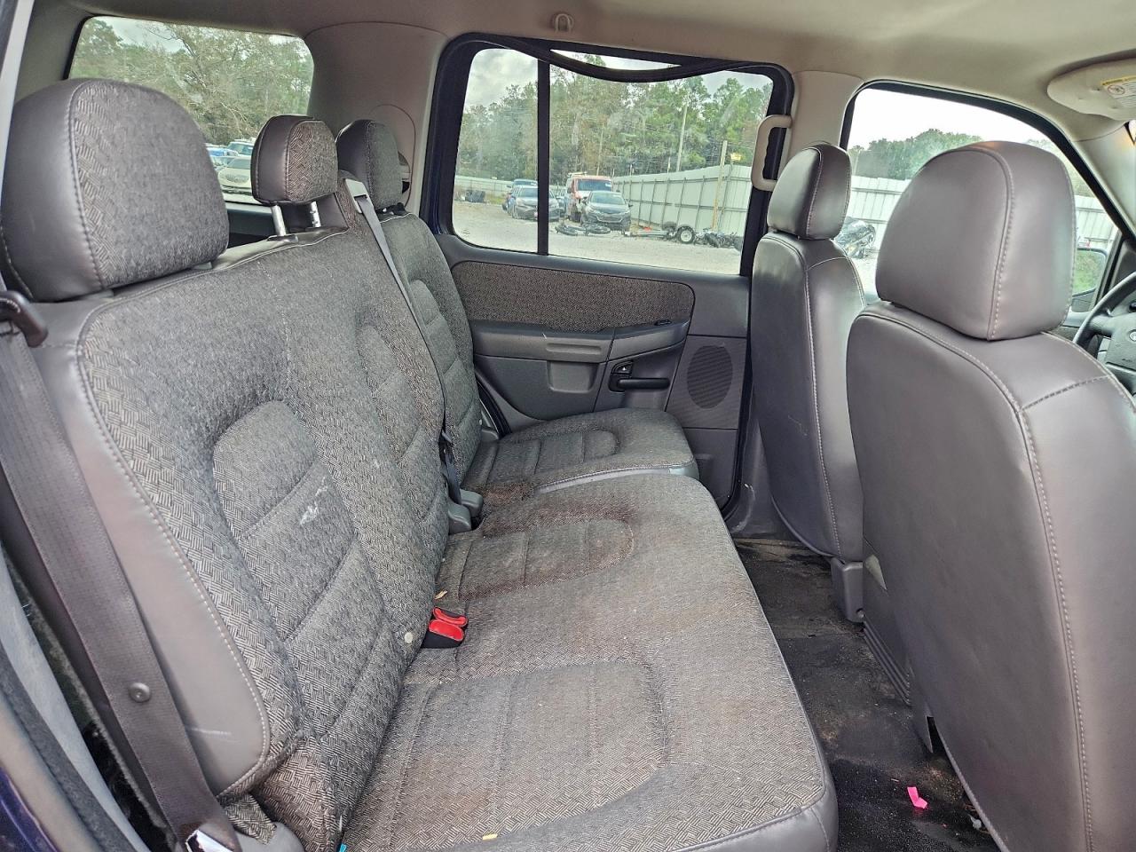 2003 Ford Explorer Xls VIN: 1FMZU72KX3ZB27921 Lot: 94136015