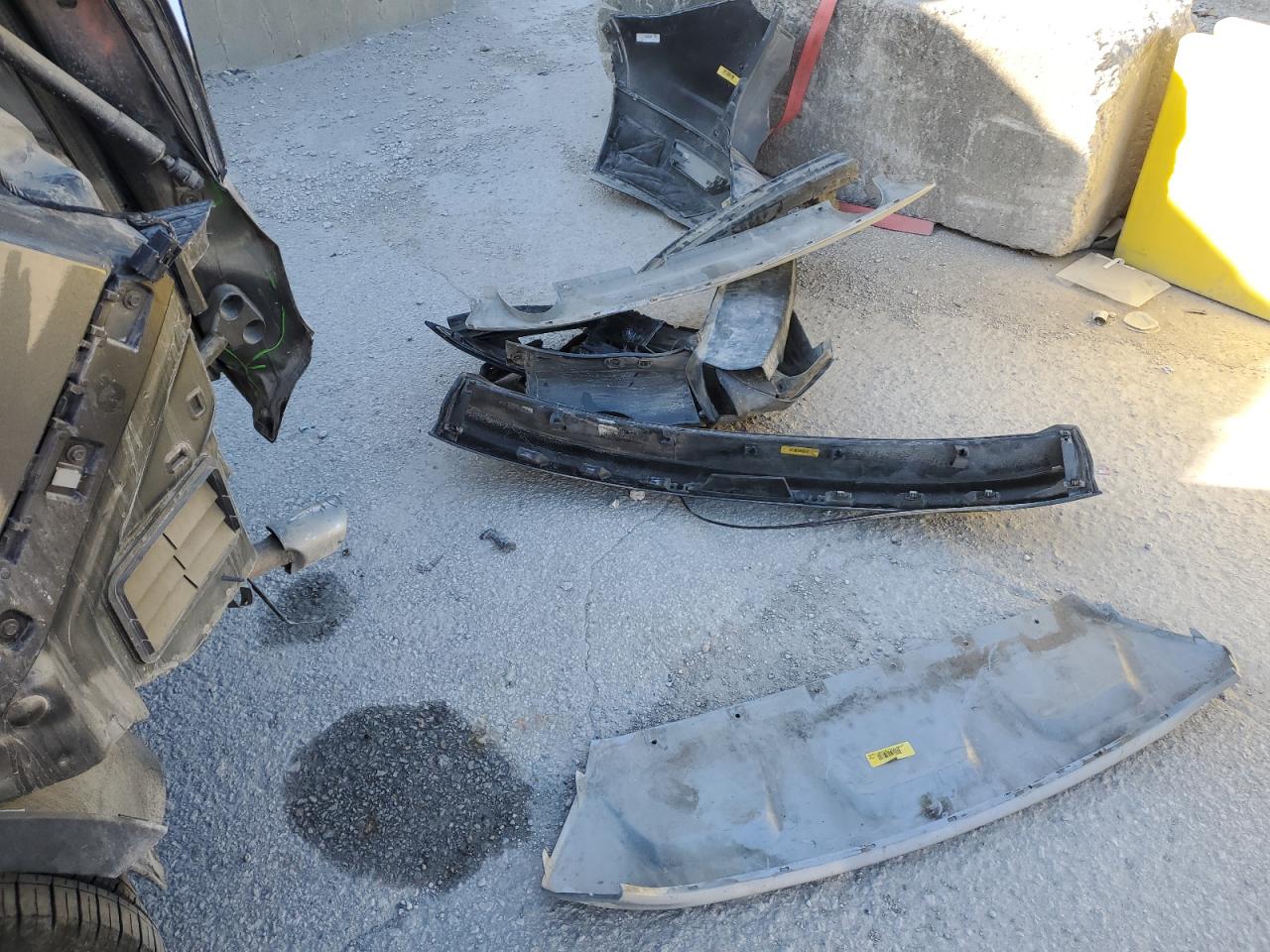 2017 Ford Escape Se VIN: 1FMCU0G92HUB04401 Lot: 92436215