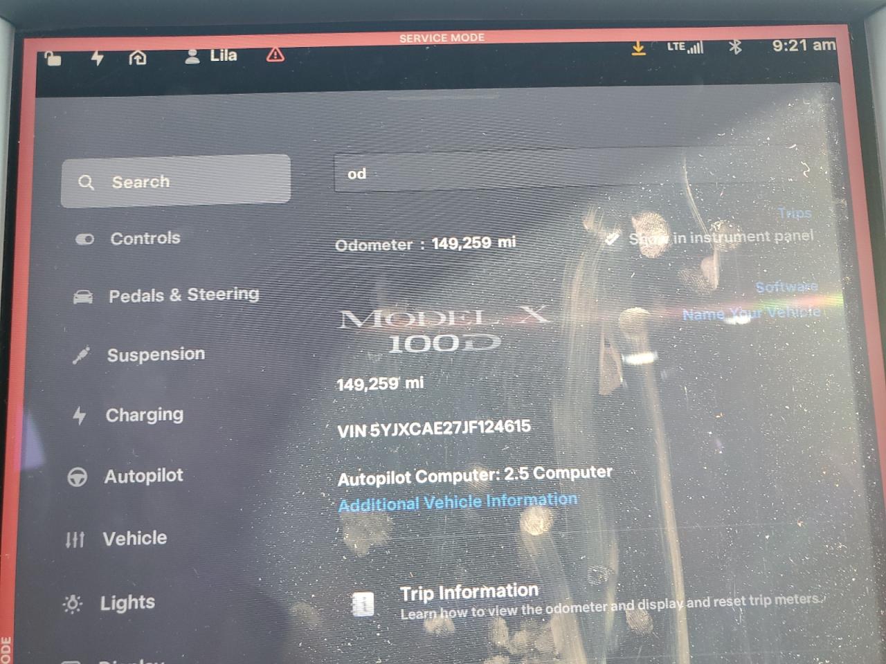 2018 Tesla Model X VIN: 5YJXCAE27JF124615 Lot: 90008425