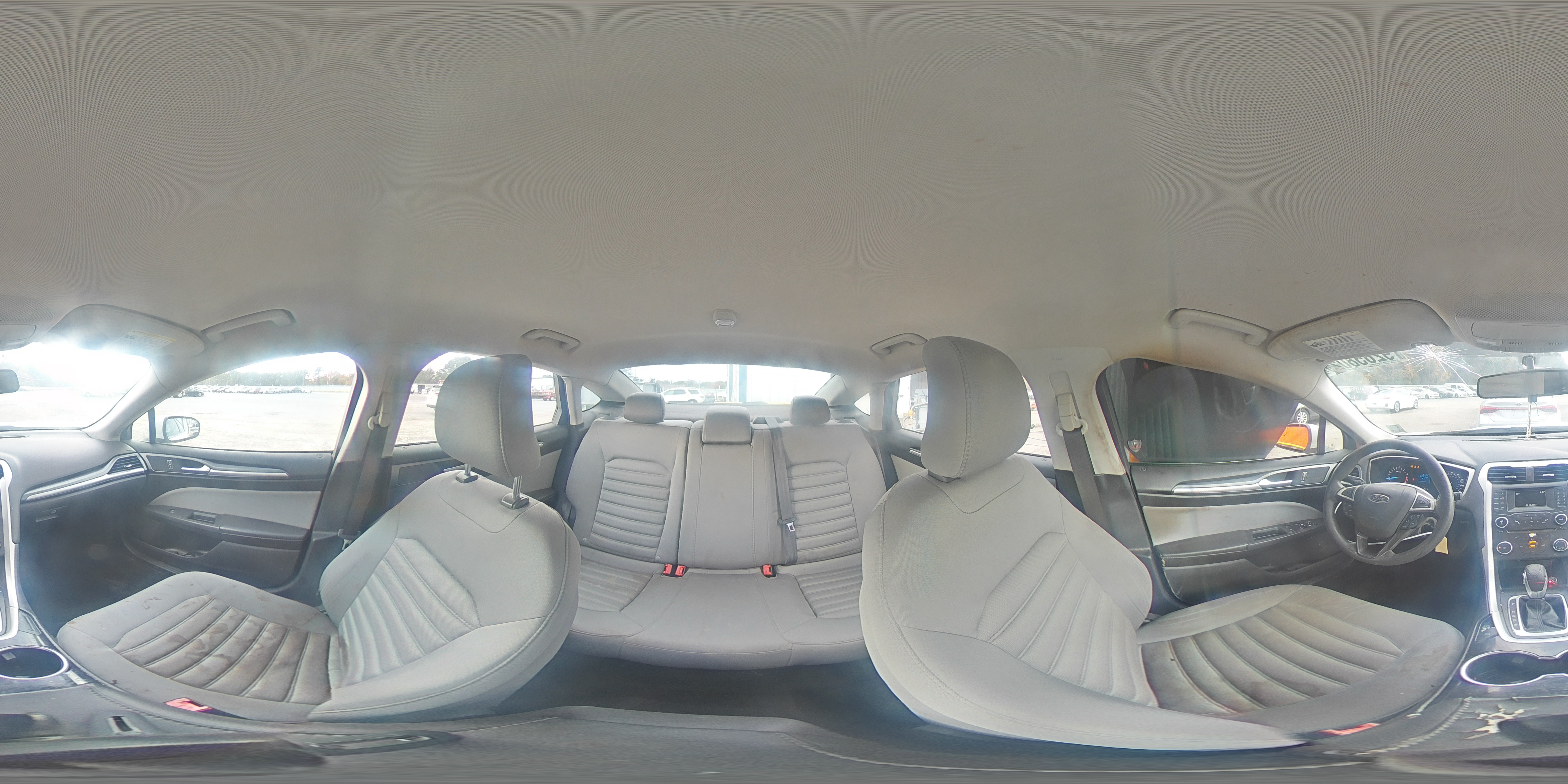 2015 Ford Fusion S VIN: 3FA6P0G70FR288450 Lot: 92658025