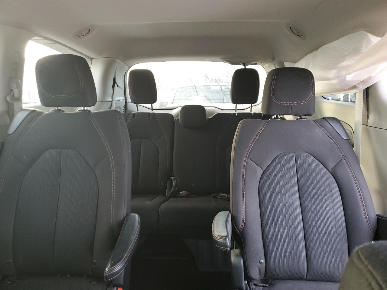 2017 Chrysler Pacifica Lx VIN: 2C4RC1CG7HR723584 Lot: 93045955