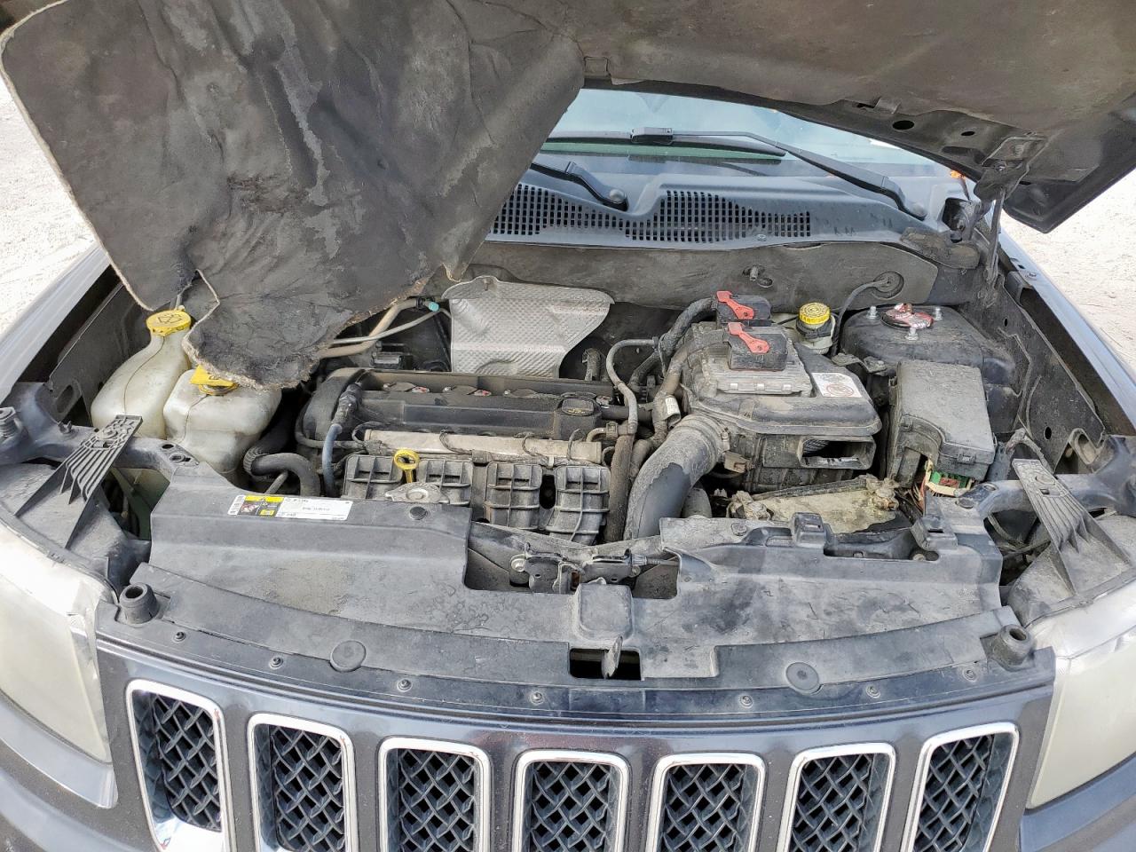 2014 Jeep Compass Sport VIN: 1C4NJCBA4ED574773 Lot: 91793775