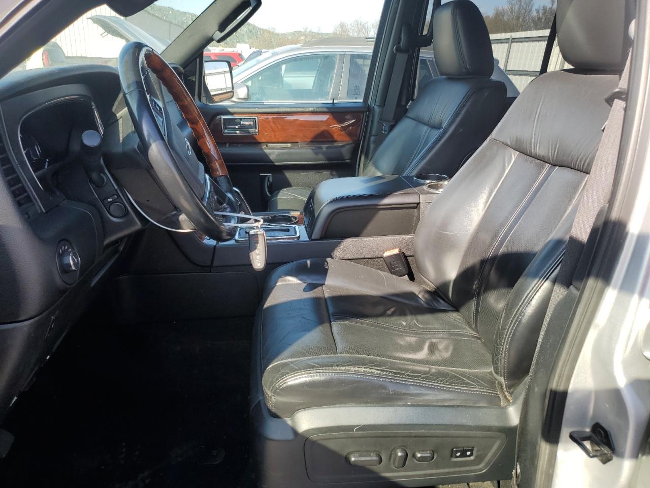 2016 Lincoln Navigator Select VIN: 5LMJJ2JT7GEL05779 Lot: 91738435