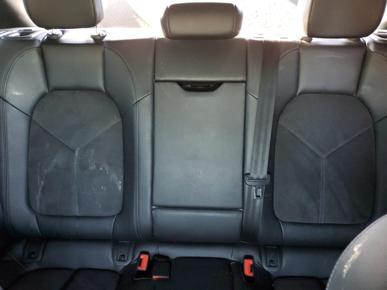 2019 Porsche Macan VIN: WP1AA2A55KLB03342 Lot: 93757295