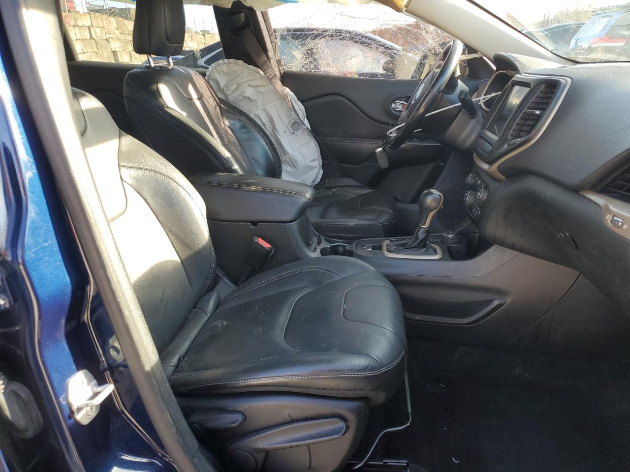 2015 Jeep Cherokee Limited VIN: 1C4PJMDS5FW704487 Lot: 92494645