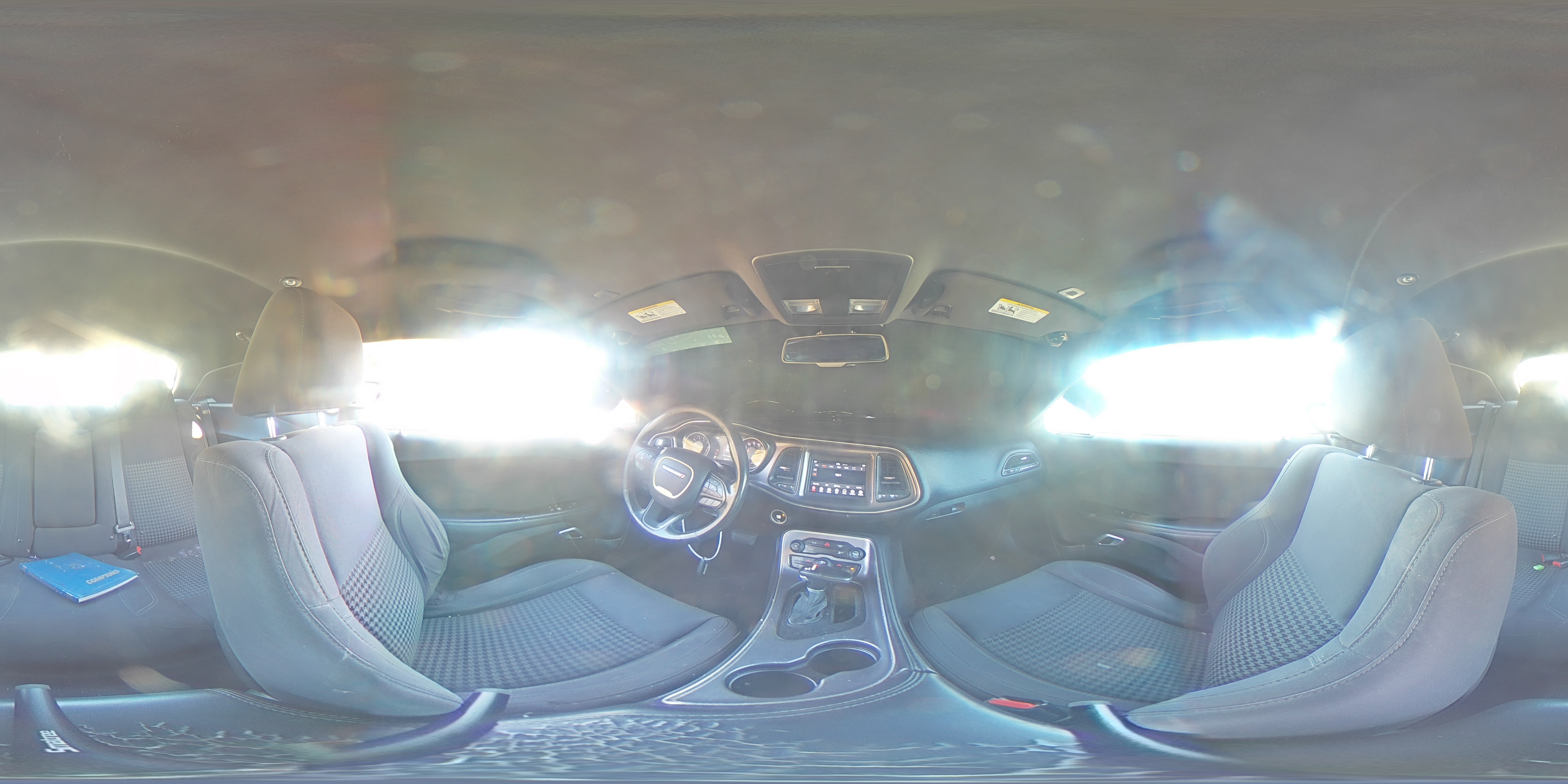 2018 Dodge Challenger Sxt VIN: 2C3CDZAG9JH245687 Lot: 92139405