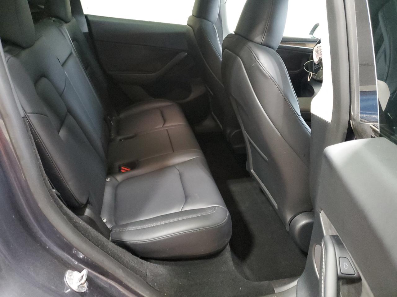 2023 Tesla Model Y VIN: 7SAYGDEE5PF768081 Lot: 90920385