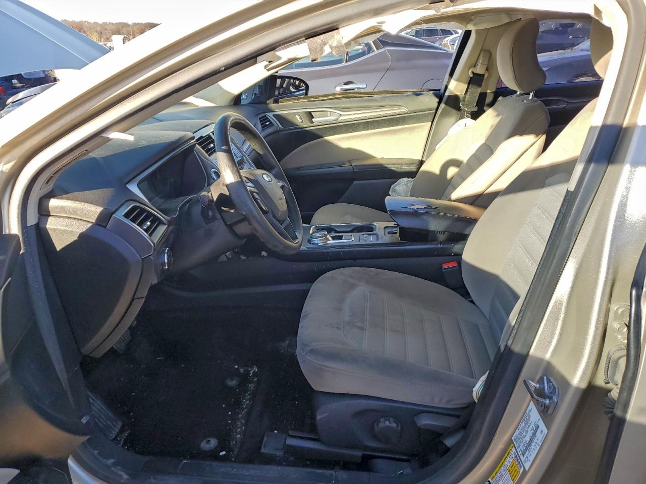 2017 Ford Fusion S VIN: 3FA6P0G77HR141187 Lot: 94655415