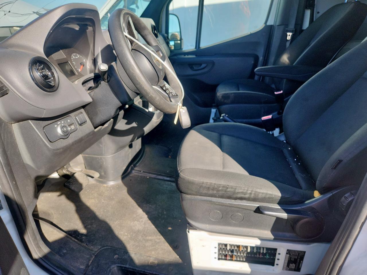 2019 Mercedes Benz Sprinter 2500 Delivery Van VIN: WD3PF1CD7KP025239 Lot: 90699695