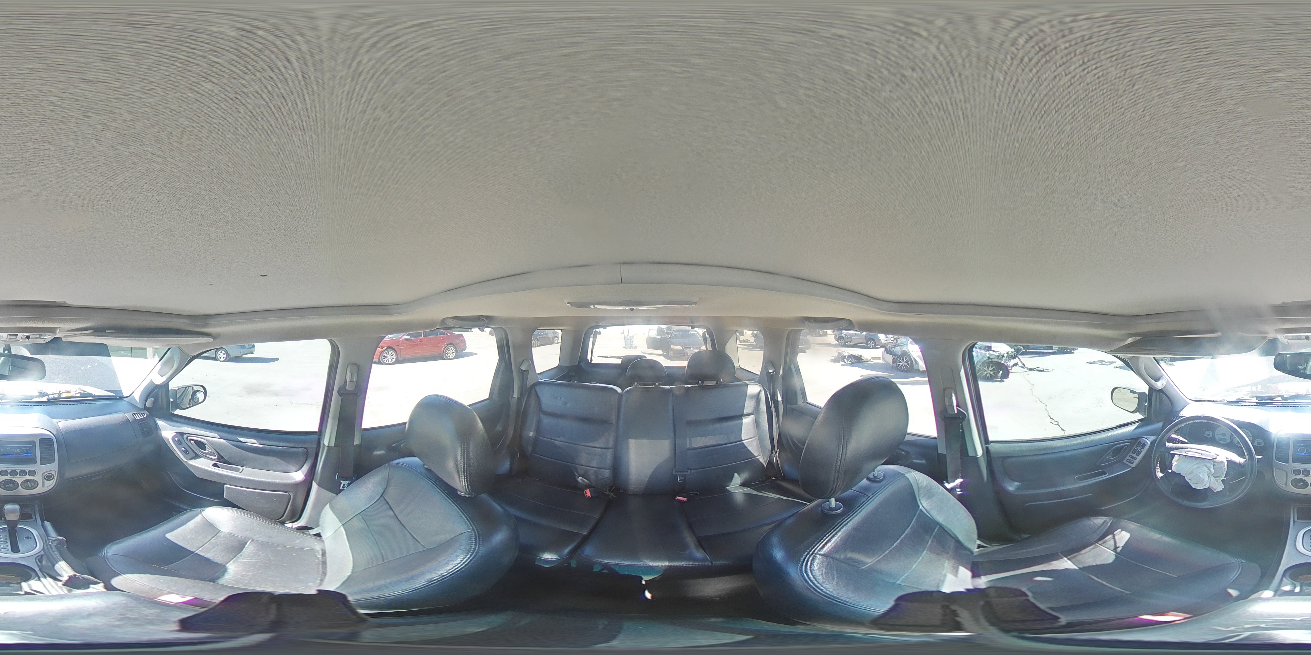 2005 Ford Escape Limited VIN: 1FMYU04185KC06104 Lot: 92799825