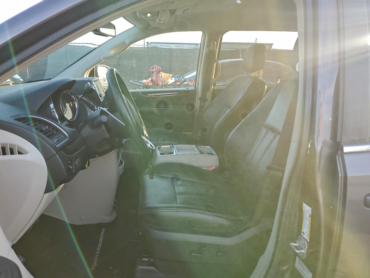 2015 Chrysler Town & Country Touring VIN: 2C4RC1BG2FR545422 Lot: 94517855