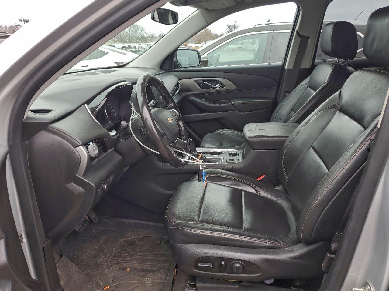 2019 Chevrolet Traverse Lt VIN: 1GNEVHKW5KJ303478 Lot: 94085705