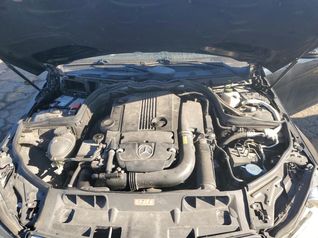 2012 Mercedes-Benz C 250 VIN: WDDGJ4HB0CF863722 Lot: 92368075