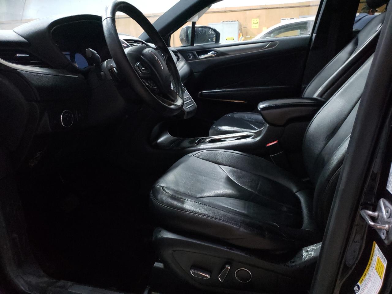 2017 Lincoln Mkc Premiere VIN: 5LMCJ1D9XHUL08623 Lot: 92411155