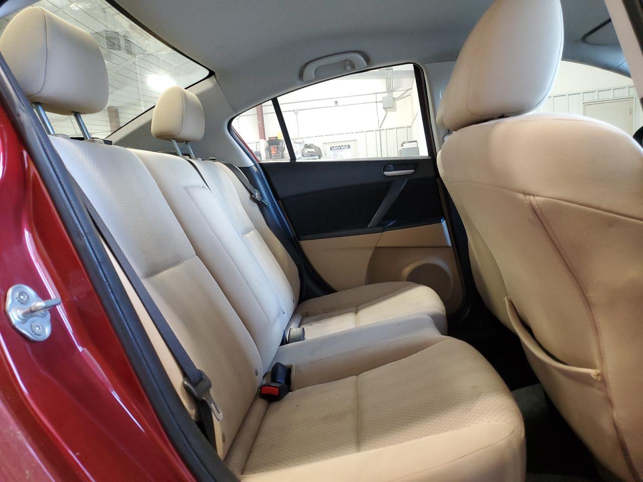 2011 Mazda 3 I VIN: JM1BL1VF4B1383201 Lot: 92235865