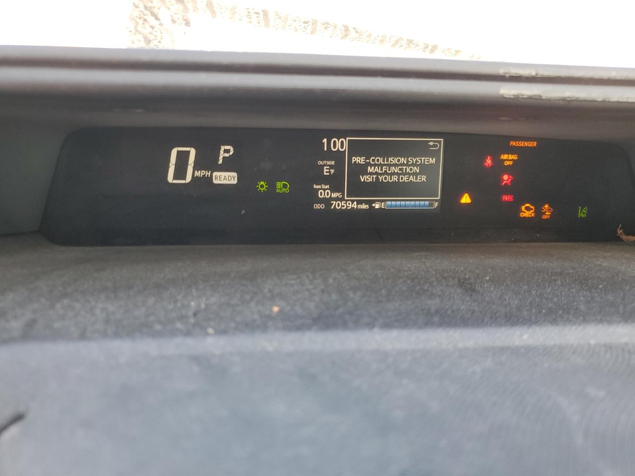 2018 Toyota Prius C VIN: JTDKDTB32J1615652 Lot: 92430165