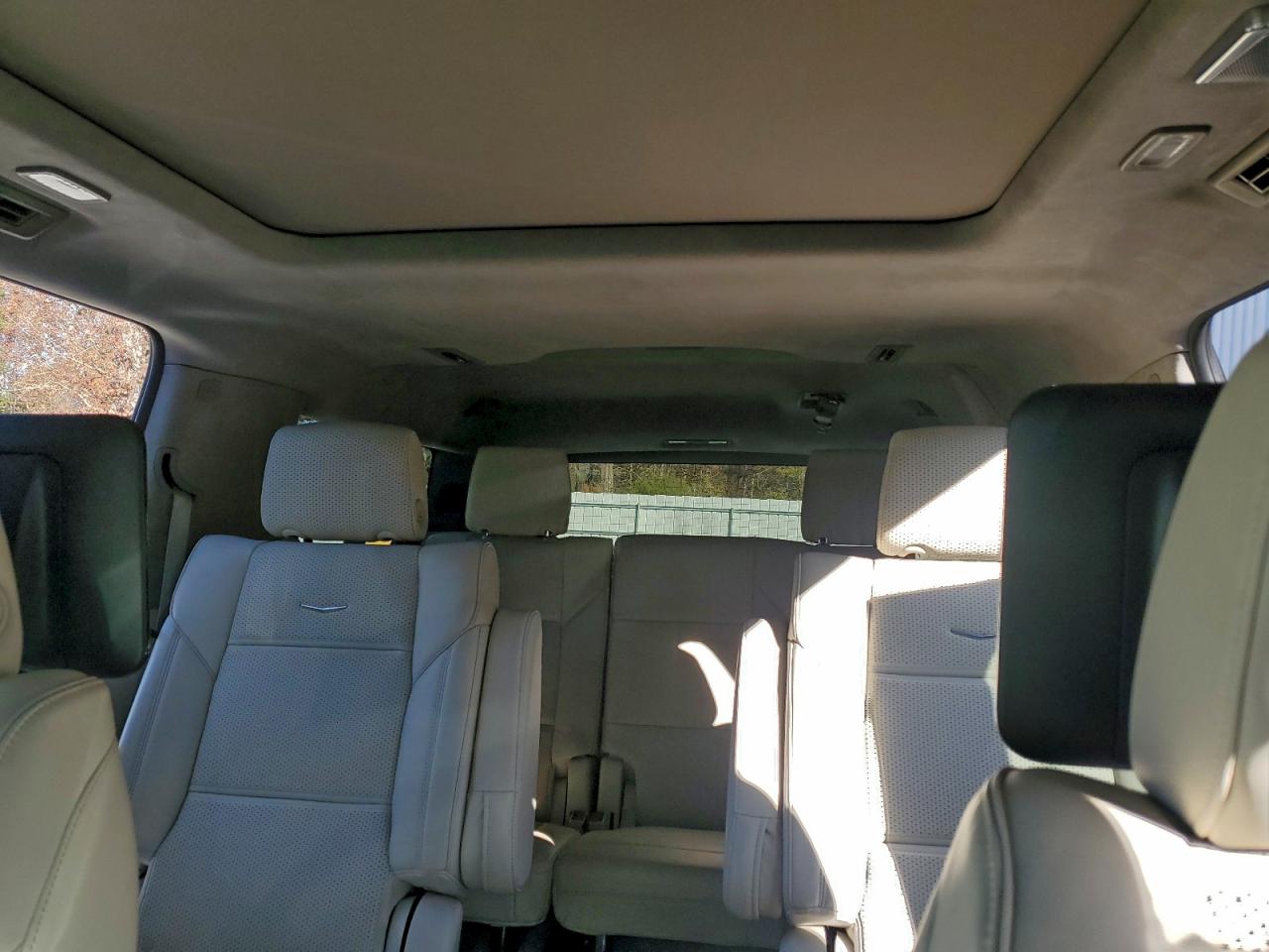 2023 Cadillac Escalade Esv Premium Luxury Platinum VIN: 1GYS4MKL3PR333725 Lot: 91634595