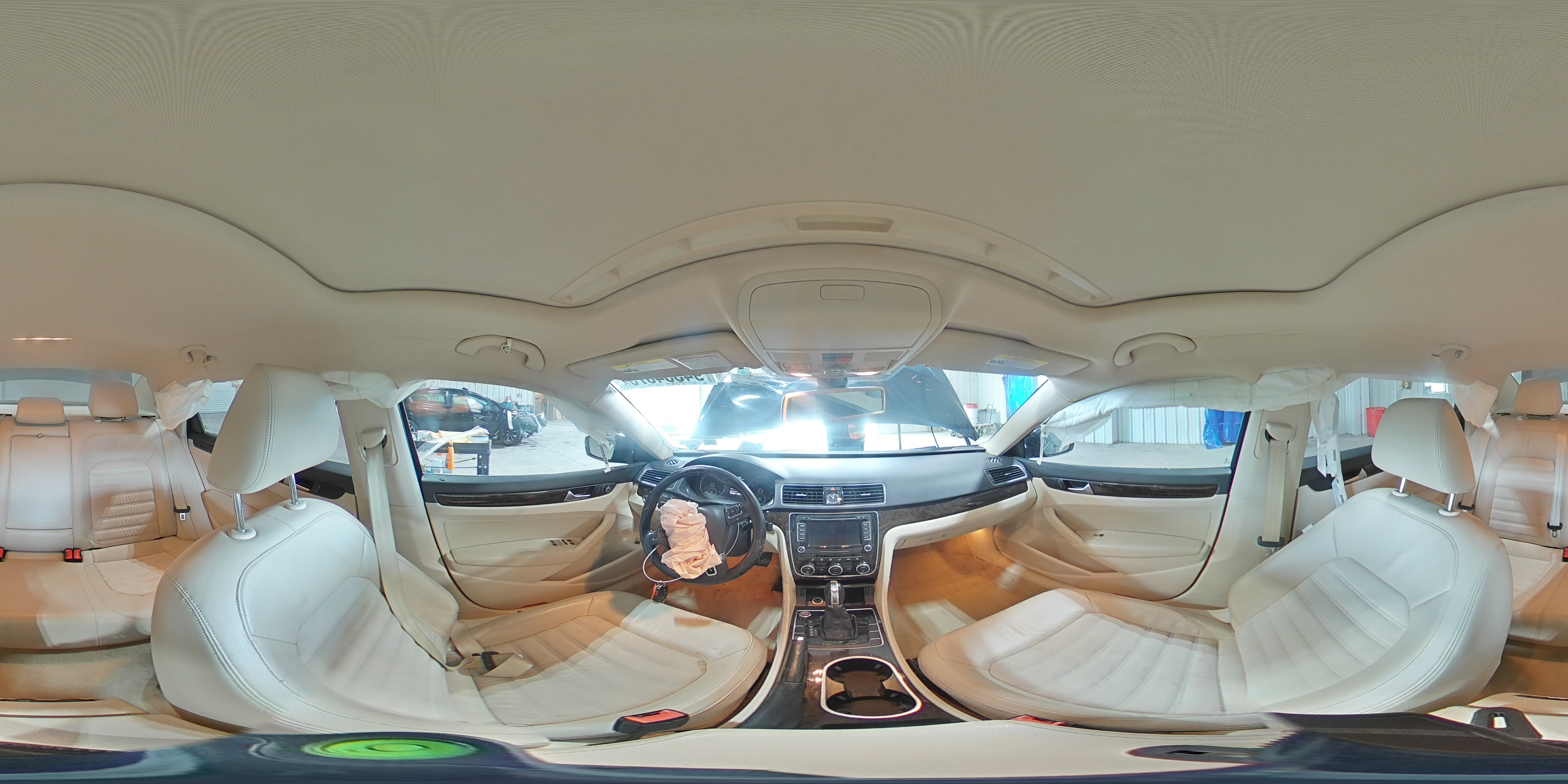 2014 Volkswagen Passat Sel VIN: 1VWCN7A32EC046318 Lot: 94334875