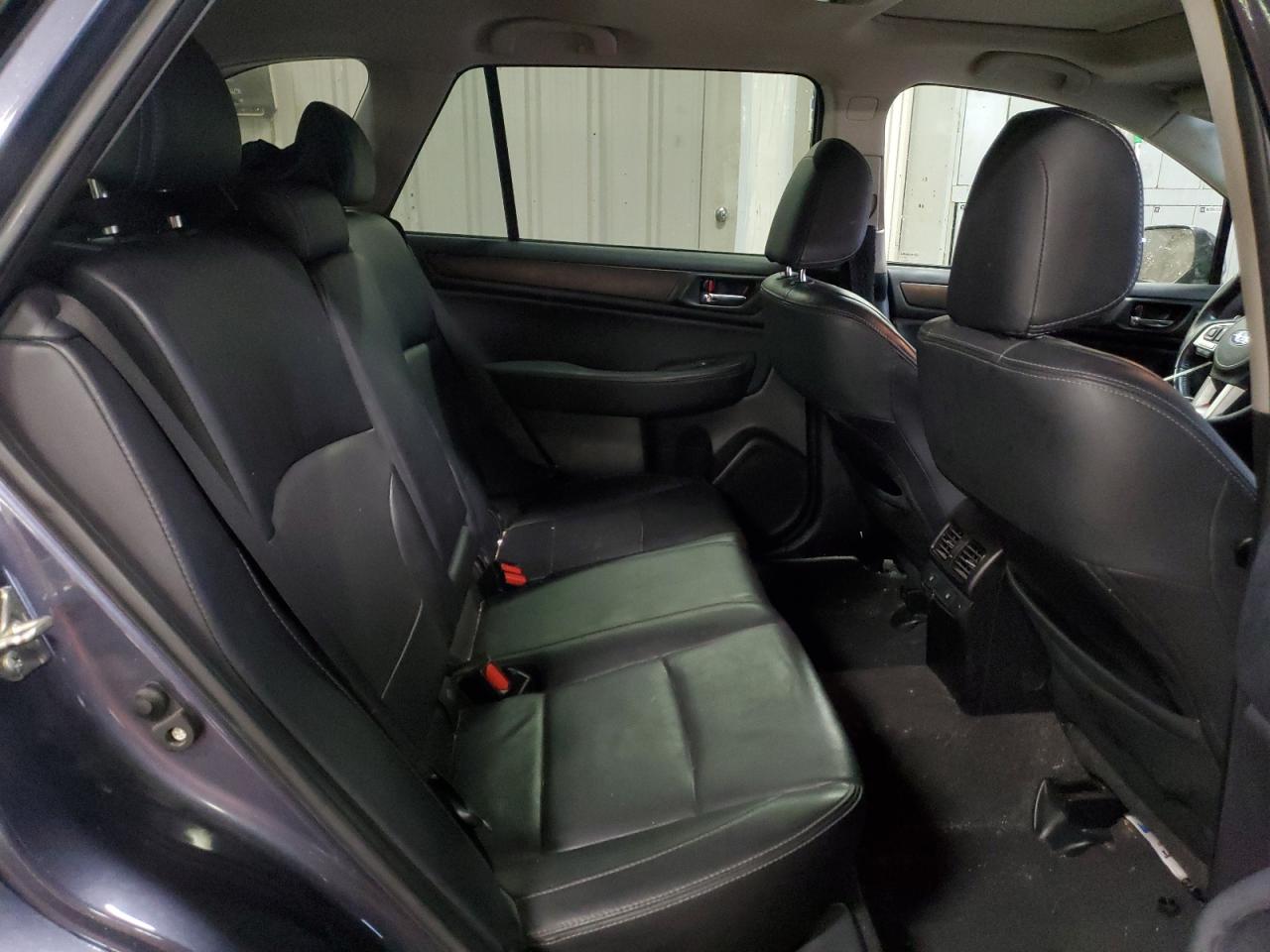 2017 Subaru Outback 3.6R Limited VIN: 4S4BSEKC6H3365845 Lot: 93649415