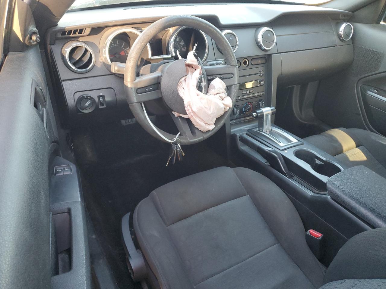 2007 Ford Mustang VIN: 1ZVFT80N175270375 Lot: 91177245