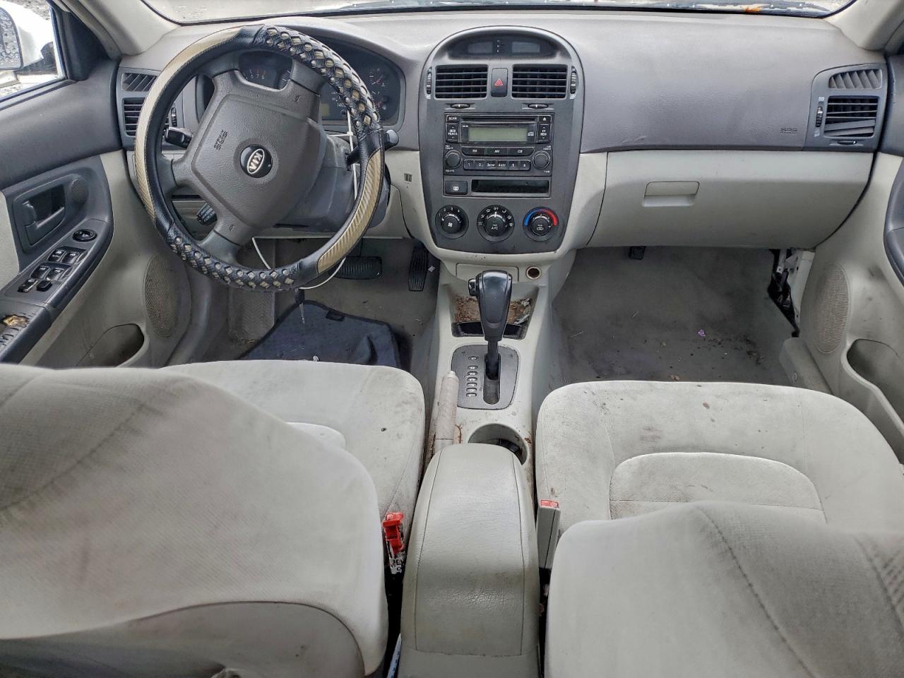 2005 Kia Spectra Lx VIN: KNAFE121455114601 Lot: 93852505