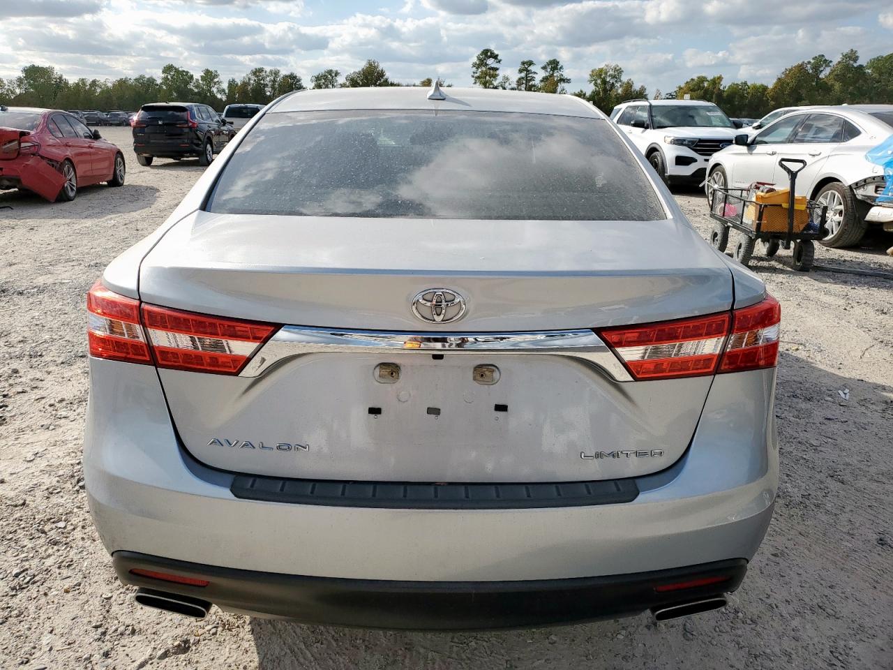 2015 Toyota Avalon Xle VIN: 4T1BK1EB8FU185799 Lot: 92291365