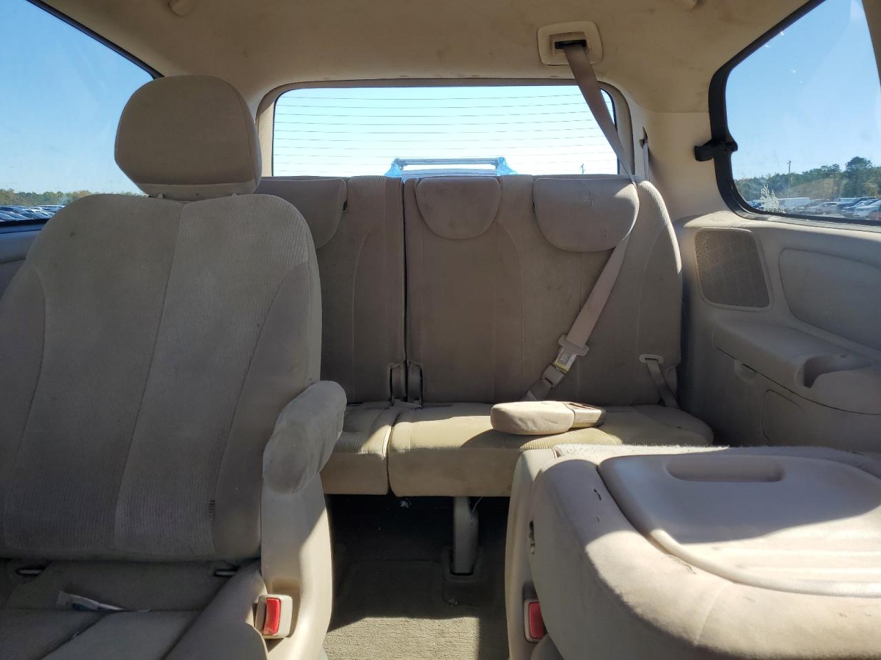 2012 Kia Sedona Lx VIN: KNDMG4C70C6461942 Lot: 91032375