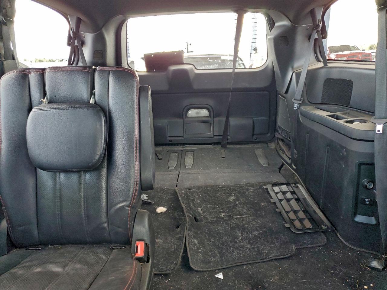 2018 Dodge Grand Caravan Gt VIN: 2C4RDGEGXJR150327 Lot: 92874565