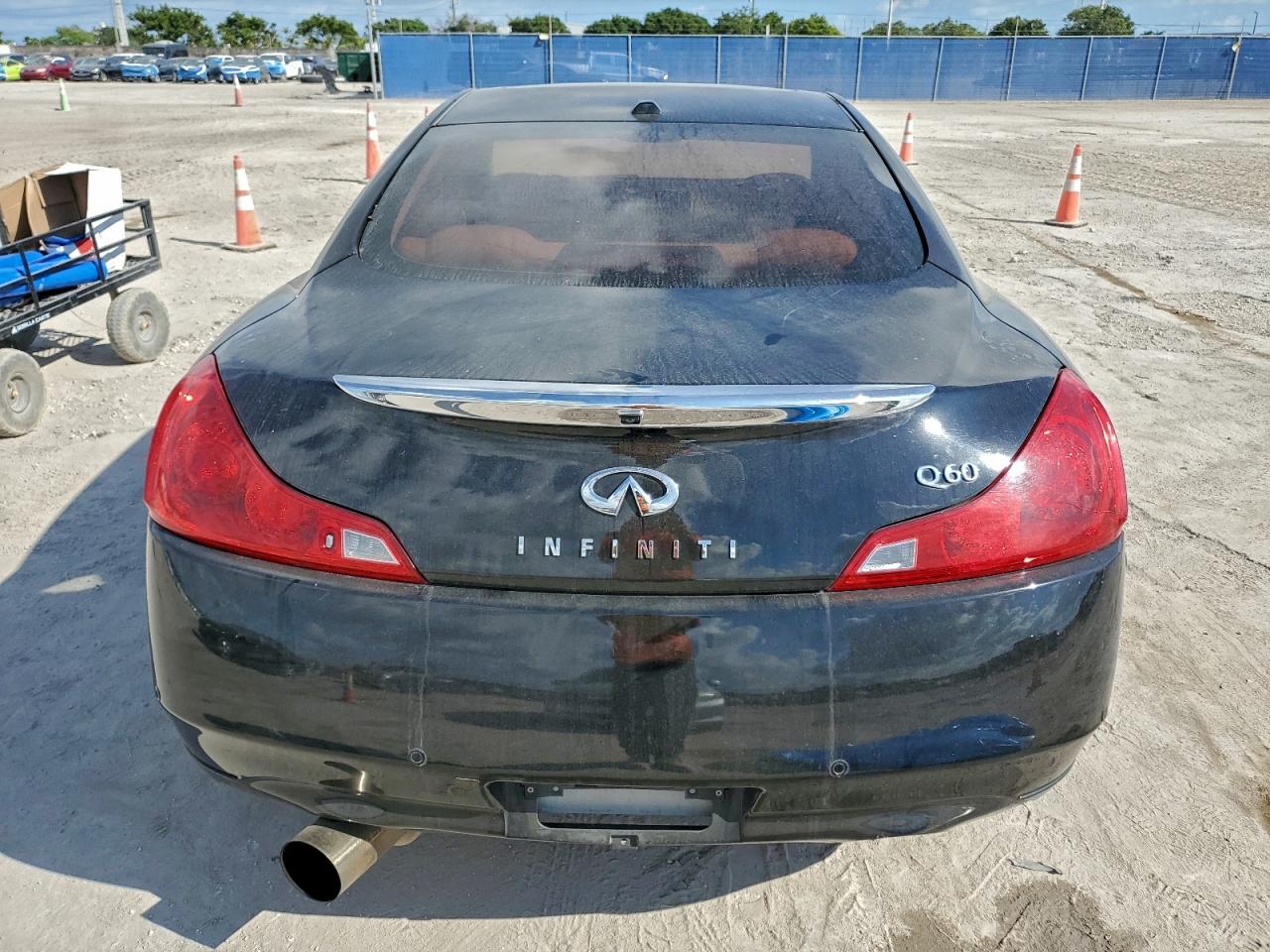 2014 Infiniti Q60 Journey VIN: JN1CV6EK2EM112071 Lot: 93875095